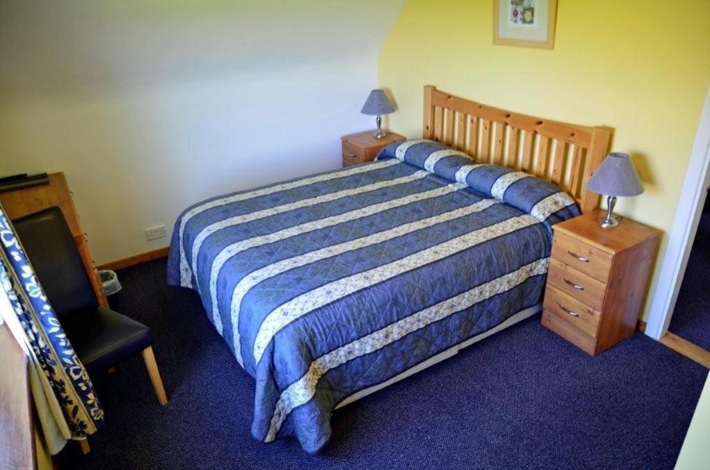 Decourcey'S Hazelbrook Farmhouse B&B Cleggan Habitación foto